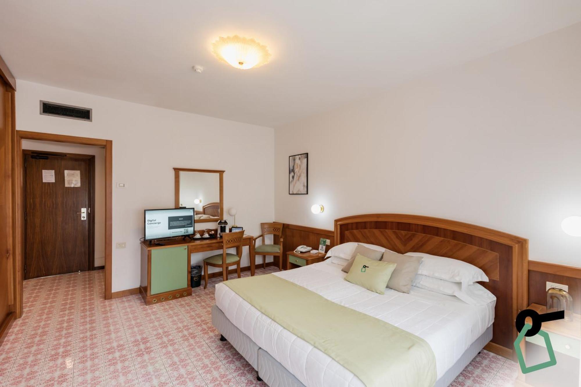 Hotiday Room Collection - Sorrento Exterior foto